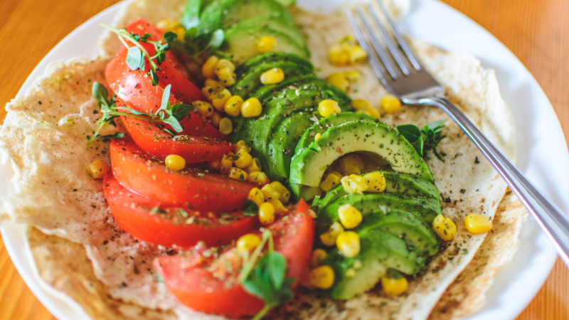 ALIMENTAÇÃO VEGAN E EXERCICIO FÍSICO